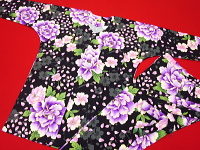 義若オリジナルの鯉口シャツ・ダボシャツ　桜吹雪に大牡丹　黒紫